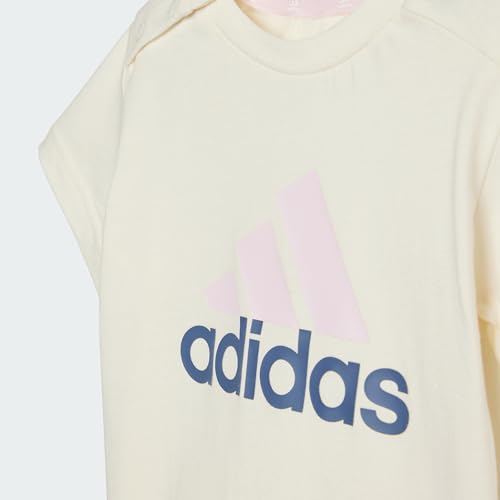 Évitez les irritations de bébé avec l'ensemble adidas Essentials en coton bio - 2