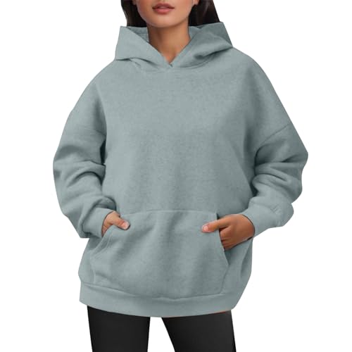 Sweat à capuche femme confortable pour affronter le froid de l'automne hiver avec style