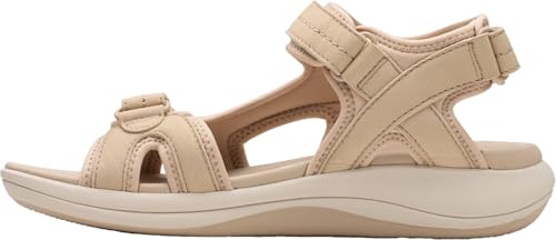 CLARKS Women's Mira Free2