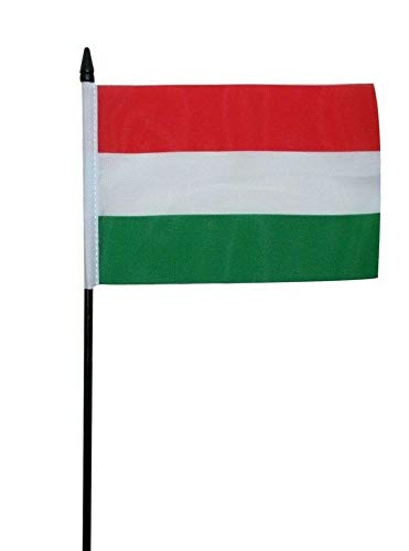 Bandera pequeña de Hungría que agita a mano, 15 x 10 cm FlagSuperstore©