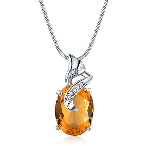Bijoux pour mariées scintillants pour sublimer un décolleté de fête