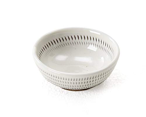 家具の里 (日本製) 蔵人窯 (くらんどがま) 小石原焼 豆皿 トビカンナ (直径7.5cm) (1枚) プレゼント 小皿 小鉢 陶器 焼き物 薬味皿 漬物皿 和モダン 幾何学模様 シンプル デザイン
