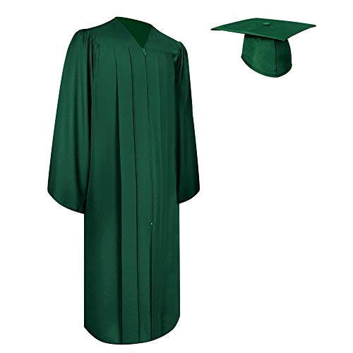 Look Your Best in a Dark Green Cap and Gown for Graduation!