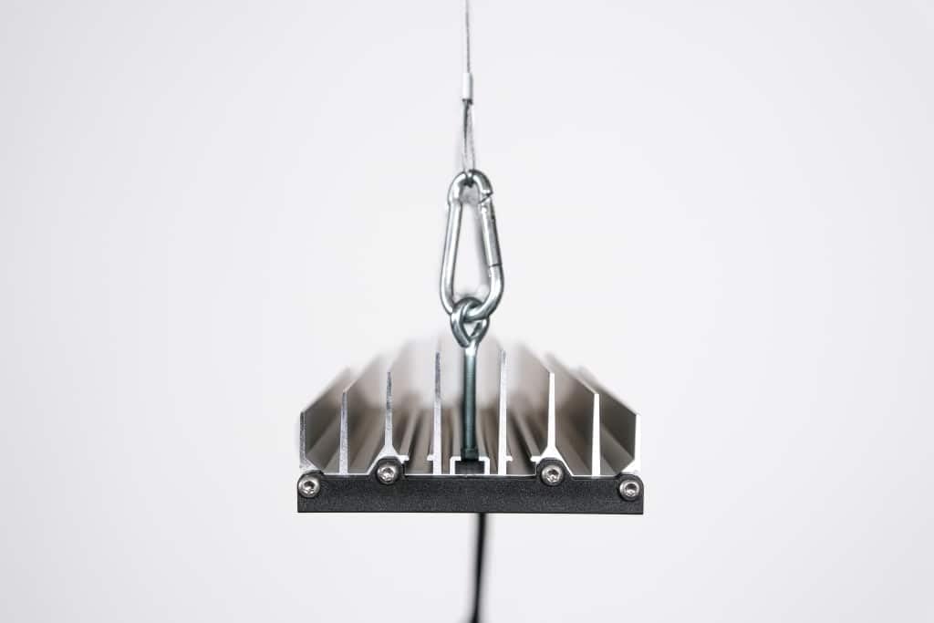 sanlight STIXX 50 Kompakte 50W LED-Growlampe Pflanzenlampe Pflanzenbeleuchtung für kleine Growzelte