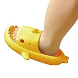 ¦【Material elástico EVA】Estas pantuflas de tiburón están hechas de material EVA saludable y duradero, con buena amortiguación y elasticidad. Se puede plegar y torcer, y recuperar cuando se afloja.