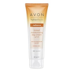 Avon Nutra Effects Radiance Tinted Moisturising Day Cream SPF20, 50ml, Infused with Pomegranate Extract for Radiant Skin, Healthy-Looking Glow, Cruelty Free