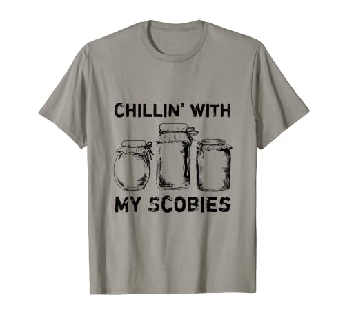 Chilin with my scobies scoby kombucha organic T-Shirt