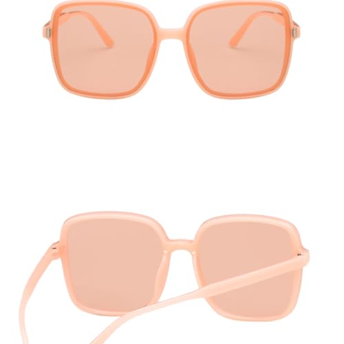 Lunettes de soleil pour femmes tendance grand format lors de vos sorties en extérieur