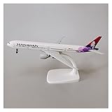 Nuestros modelos de aviones están elaborados con gran atención al detalle, lo que garantiza un acabado realista y duradero. El fuselaje adopta un proceso de fundición a presión de aleación de zinc para evitar la deformación. Este material es conocido por su durabilidad, lo que garantiza que su modelo resistirá la prueba del tiempo.