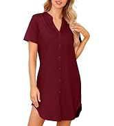 Chemise de nuit fleurie boutonnée sur le devant avec décolleté en cœur