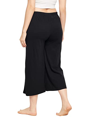 Image of Clovia Women's Regular Fit Mid Rise Capri