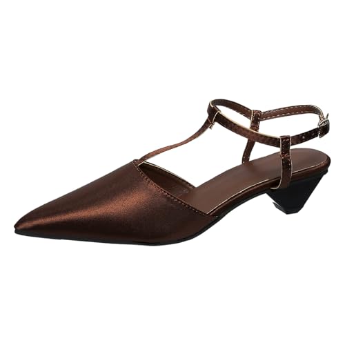 Tongs plage et claquettes piscine pour éviter les glissades et les douleurs