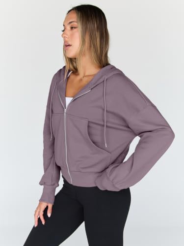 Image of Trendy Queen Womens Zip Up Hoodies Cropped Jackets Fall Outfits 2026 | lightweight comfort material, slouchy drop shoulder, casual travel winter clothes with pockets, airport workout athletic