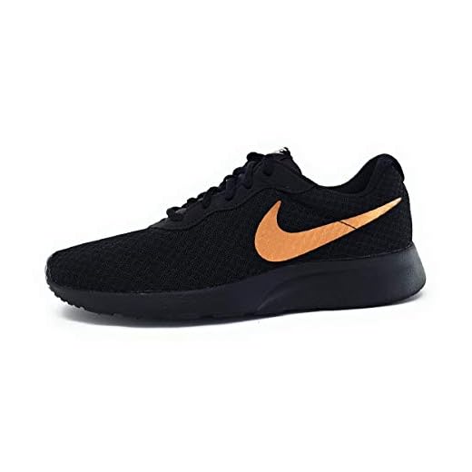 Nike Damer Wmns Tanjun friidrotskor, flerfärgad - Svart svart Mtlc röd brons 005-36.5 EU