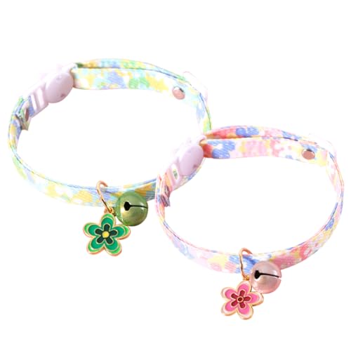 Collier décoratif réglable pour chiens et chats avec finitions florales soignées