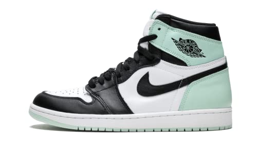 Image of Nike Men's Air Jordan 1 Mid Basketball Shoes