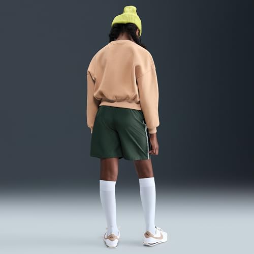 Nike Club Fleece Boxy Crew-Neck Sweatshirt (Big Kid)2