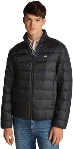 MATERIALE E LAVAGGIO: Questa giacca è realizzata al 100% in nylon riciclato. È lavabile in lavatrice e adatta all’asciugatrice.