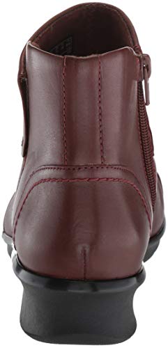 Clarks Women's Hope Track Fashion Boot - Image 3