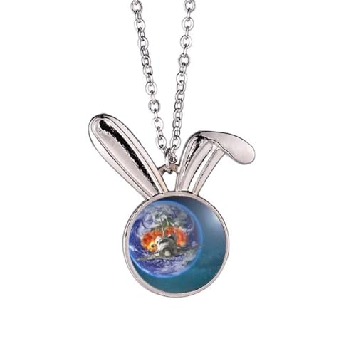 Collier lapin planètes colorées aux finitions soignées et émaillées