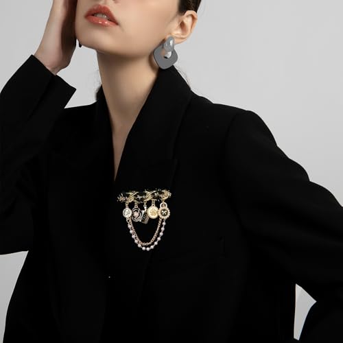 Image of Fashion Pearl Four Leaf Clover Brooch Number 5 Vintage Rhinestone Camellia Brooches Pins for Women Wedding /Bouquet /Banquet Jewelry (Pearl Brooch Pin)(Heart Brooch)