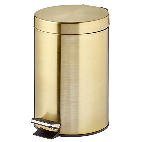 mDesign Pedal Bin — Metal Waste Bin with Pedal, Lid and Plastic Bucket Insert — for Bathroom, Kitchen, and Office — 3 Litre Household Rubbish Bin with Ergonomic Design — Soft Brass