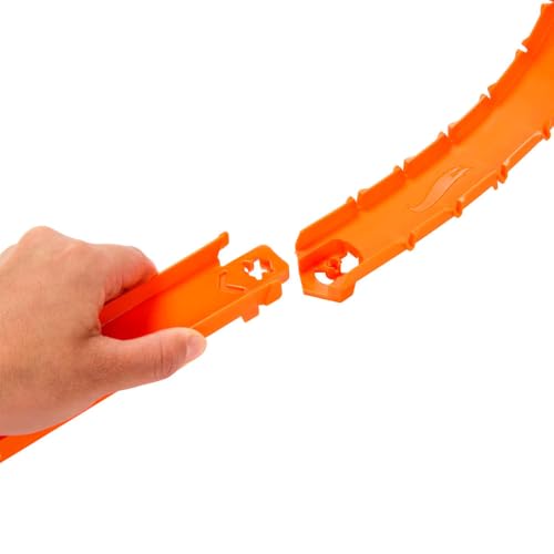 Image of Hot Wheels Track Creator 2-Car Deluxe Pack with 2 1:64 Scale Die-Cast Toy Vehicles, 25 Feet of Different Length Speed Snap Track & Connectors​​​​​