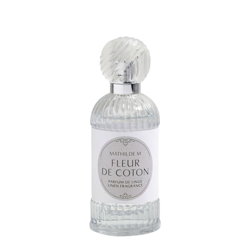 Scopri il profumo Fiore di Cotone, un profumo dolce e avvolgente nato dal matrimonio di fiori bianchi, cotone e legno prezioso