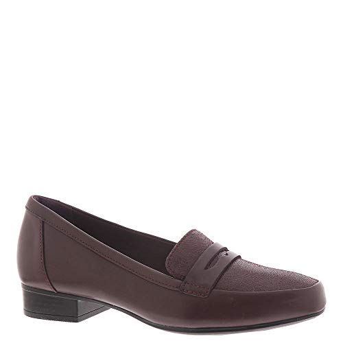 Image of Clarks Womens 26153195 Burgundy Loafer