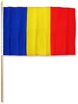 Banderas de palo de Rumania (poliéster), 12" x 18"