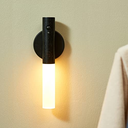 Lámpara de pared LED recargable con sensor de movimiento y base de madera 6
