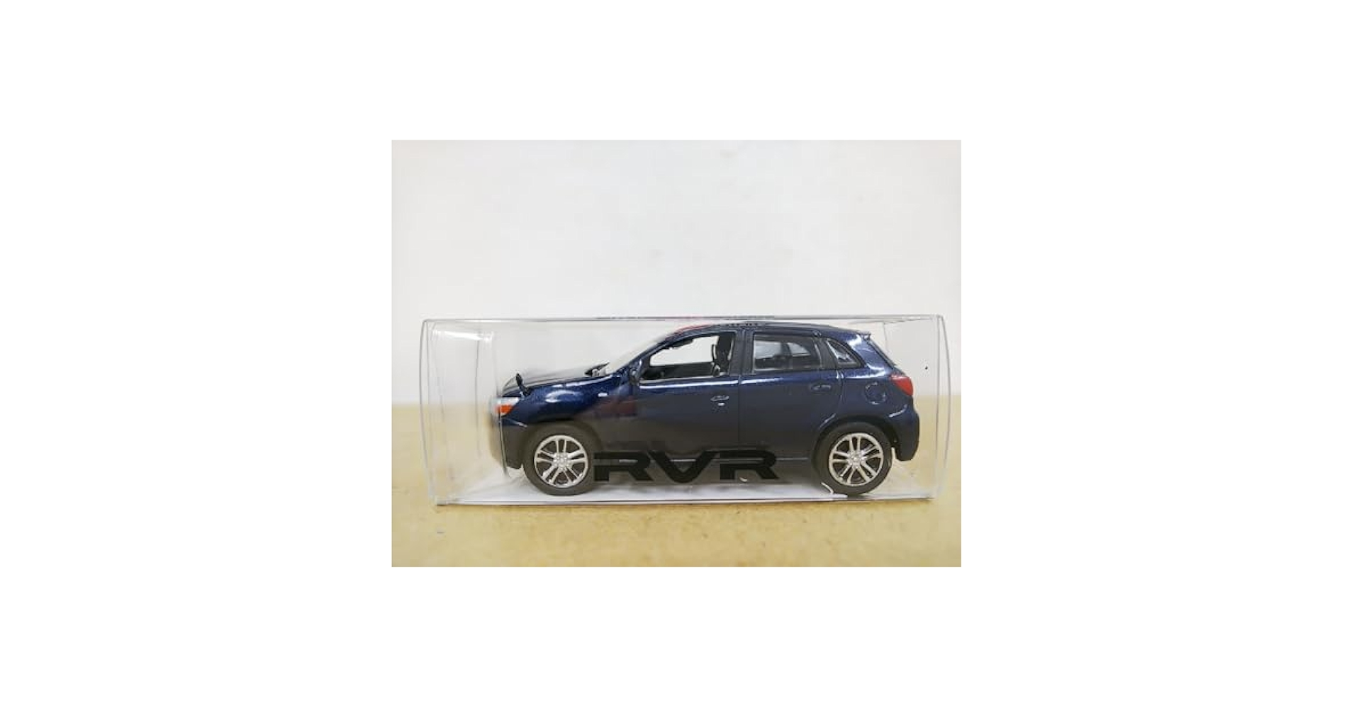 三菱　RVR ミニカー　1/18 ダイキャスト製　開封品　匿名配送 Amazon | □ ディーラー 三菱自動車 三菱 RVR ダークレッド