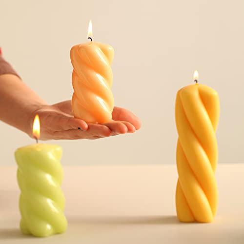 Moule à bougie torsadée géométrique en silicone Nicole pour déco