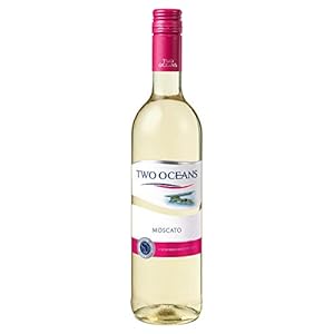 Two Oceans Moscato Sweet ( 1 x 0.75l)