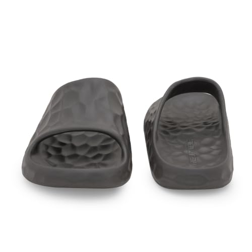 Image of Red Tape Dark Green Pool Sliders for Men