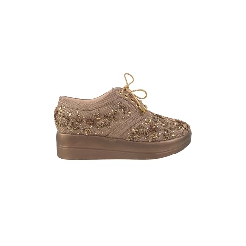 Image of Mochi Women'sSlip On Closure Boots with Platforms