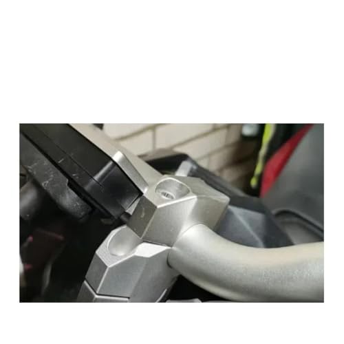 Soporte manubrio rialzo ADV 160 accesorios abrazadera elevadora negra 4