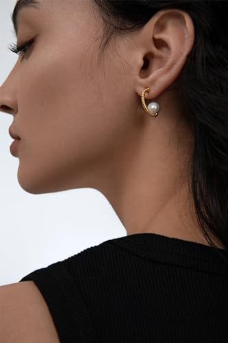 Créoles géométriques dorées légères pour sublimer le visage sans douleur aux oreilles