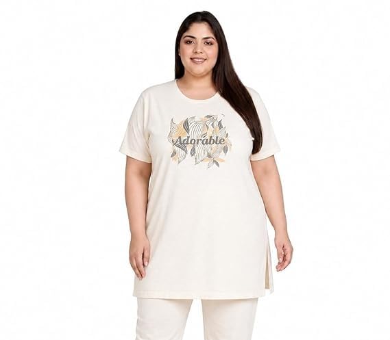 Image of In Love Women Cotton Regular Fit Plus Size Long-Line Chest Print T-Shirt with Pocket