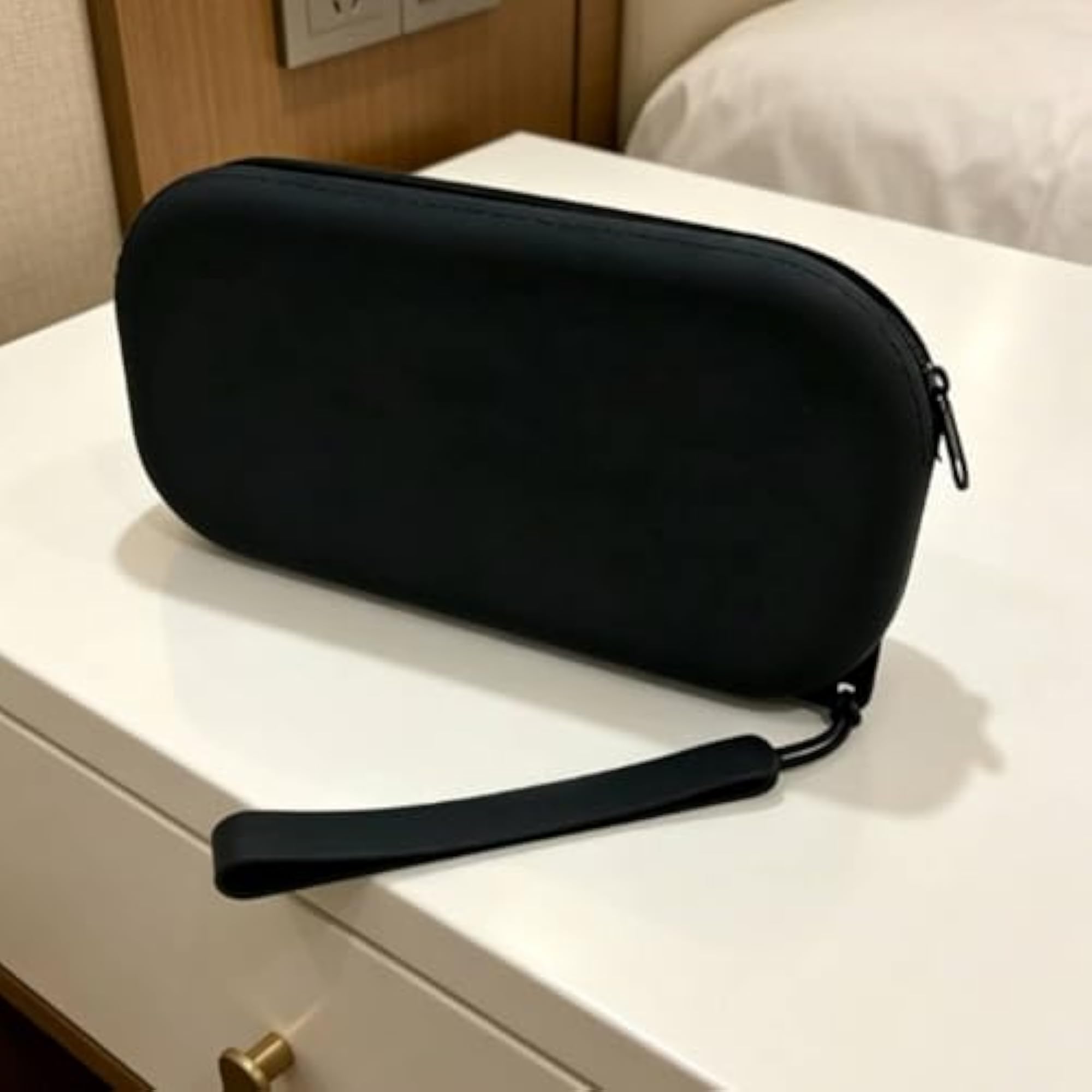 Large Capacity Silicone Zip Pouch for Makeup Storage
