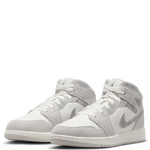 Image of Air Jordan 1 Kids Mid SE Shoes
