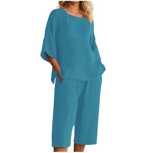 Haut sans manches col en V et pantalon large fluide pour éviter de transpirer en voyage