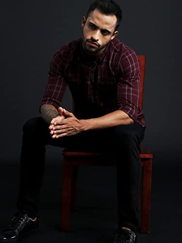 Image of THE BEAR HOUSE Men's Cotton Slim Checks Button-Down Casual Shirt |Maroon |L |TBH-Andreas-MR-L |