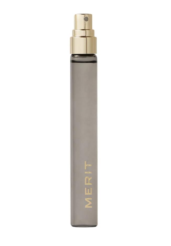 Retrospect L’Extrait de Parfum, Long-Lasting Wear, Multi-Layered Scent, Luxury Design, Versatile Use, Second-Skin Comfort, Warm & Spicy Scent - Size: (0.32 oz / 9.5 mL)