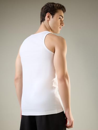 Image of Park Avenue Men Body fit Solid Pattern Pure Cotton Vest