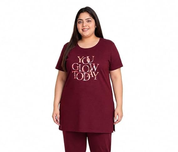Image of In Love Women Cotton Regular Fit Plus Size Long-Line Chest Print T-Shirt with Pocket
