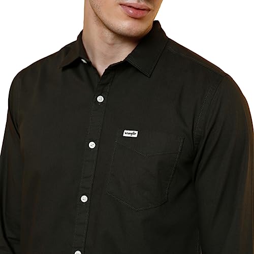 Image of Wrangler Men's Solid Green Shirt