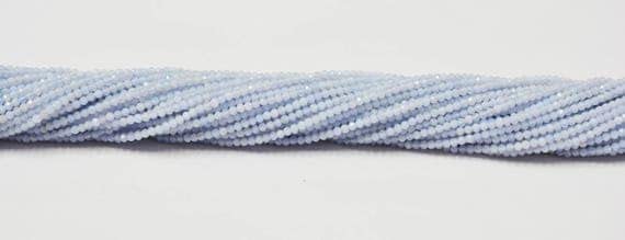 Calcédoine bleue naturelle perles facettées sans irrégularité pour enfilage fluide de bijoux