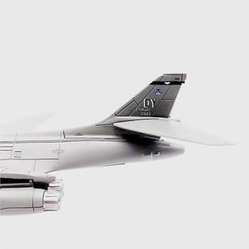 B-1B 戦闘機 完成品 模型 アカデミー 1/144 B-1B ランサー 完成品 academy 飛行機模型完成