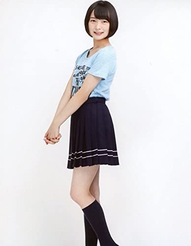Amazon.co.jp: 鈴木絢音32枚生写真 グラビア : おもちゃ